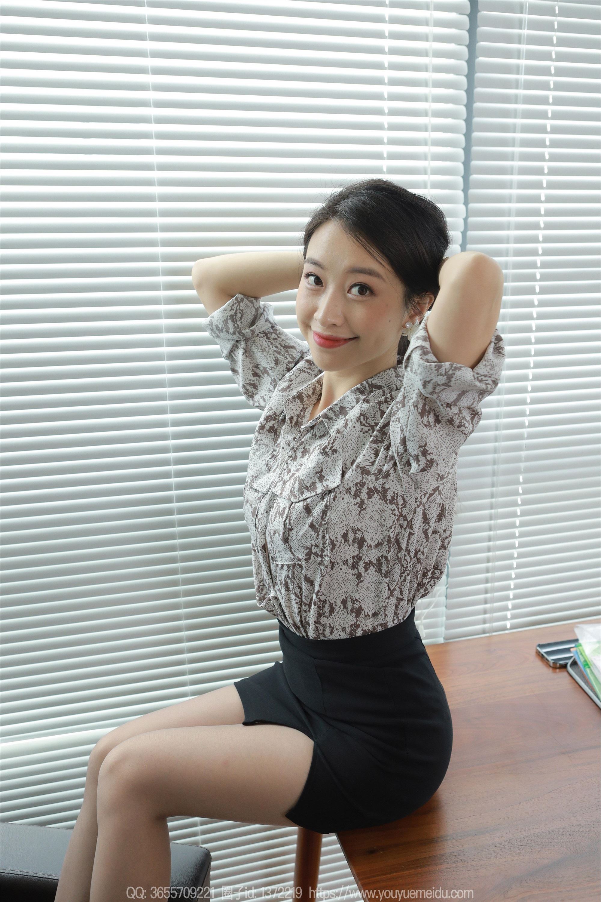 IESS异思趣向  2023.10.09 丝享家 1554 小婕《蟒纹衬衣》